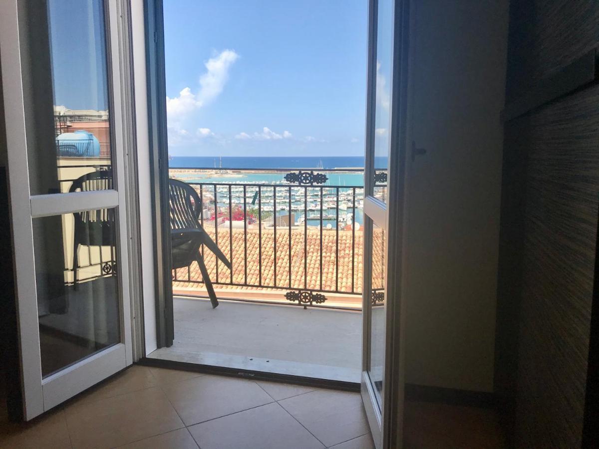 Castellammare Smart Rooms Castellammare del Golfo Luaran gambar